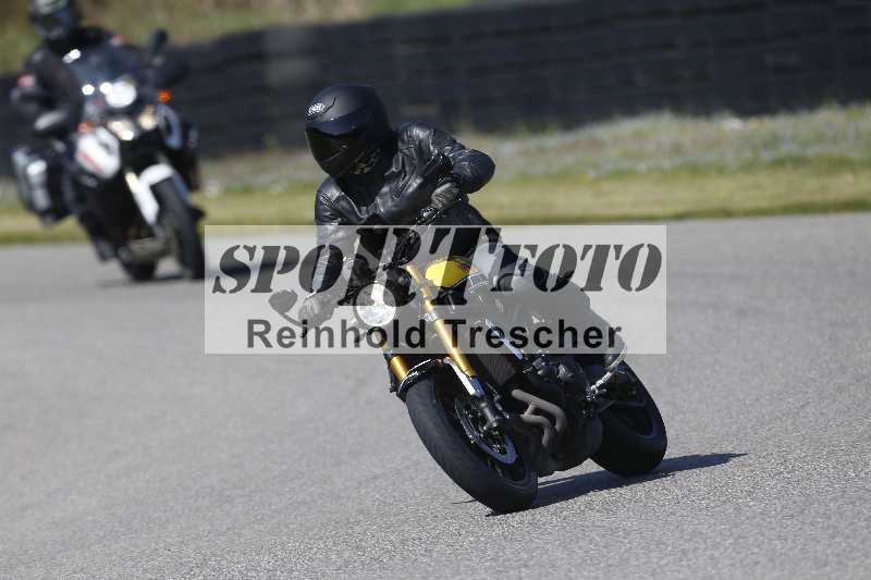 /01 02.04.2026 MAZ ADR/Gruppe gelb Gruppe gruen/4